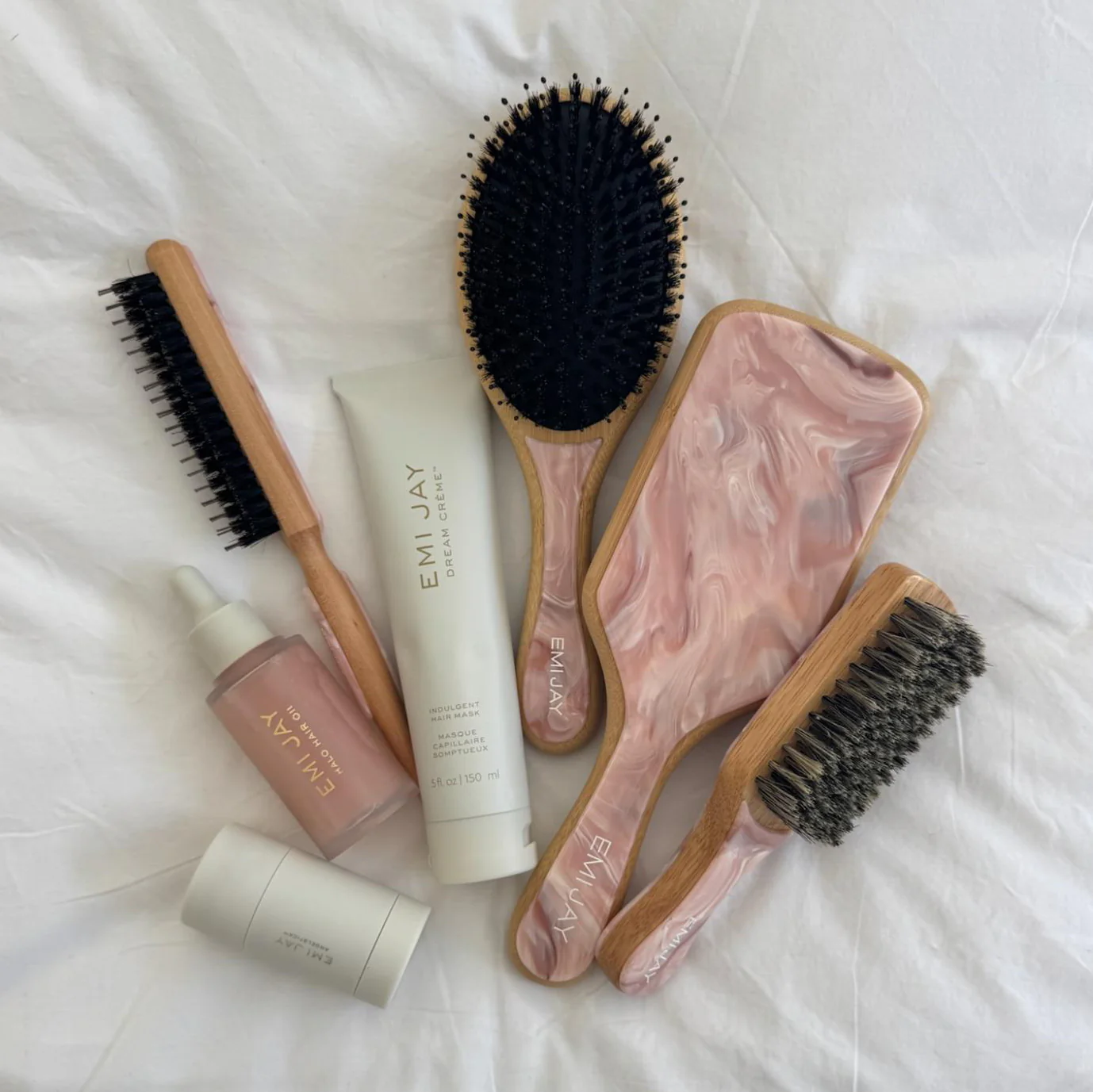 Bamboo Paddle Brush in Pink Chantilly - Image 4