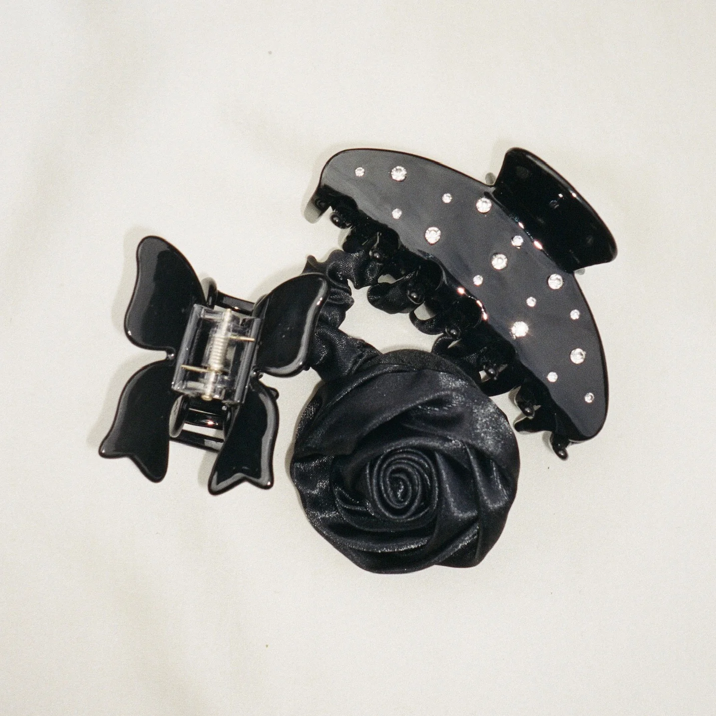Bow Clip in Fireside - Image 2
