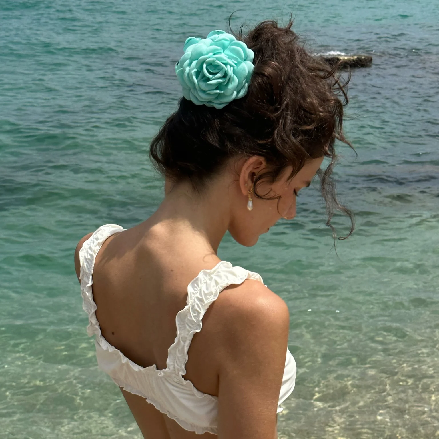 Camellia Clip in Sea Salt - Image 3