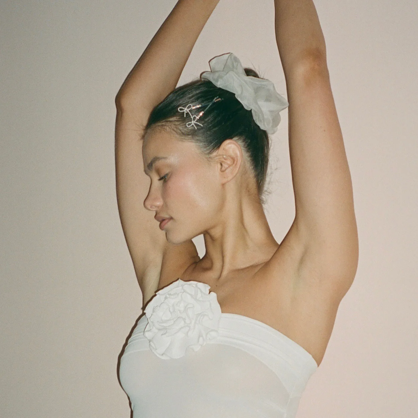 Cloud Scrunchie in Storm Silk Organza - Image 4