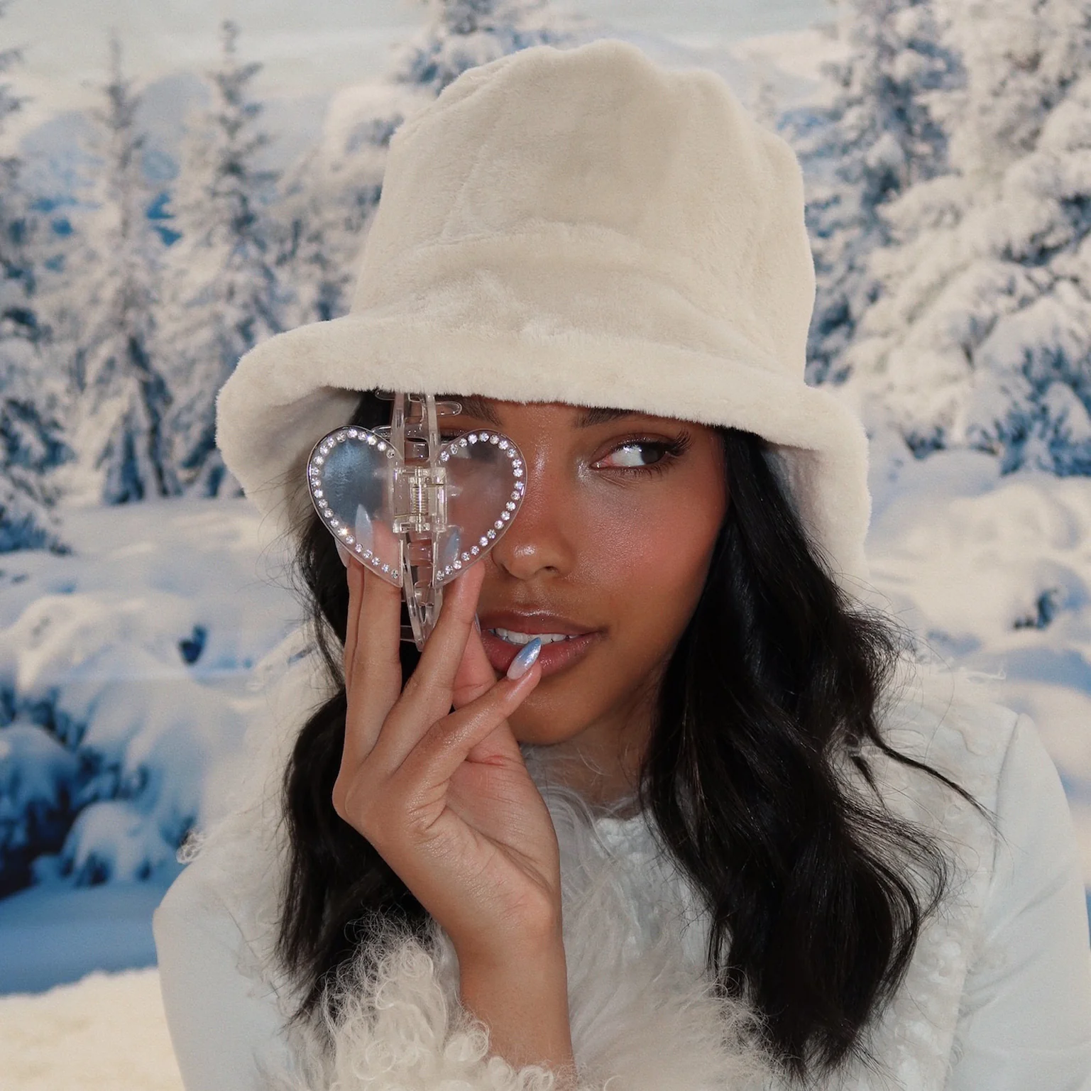 Cozy Clip In Snowed In - Image 3