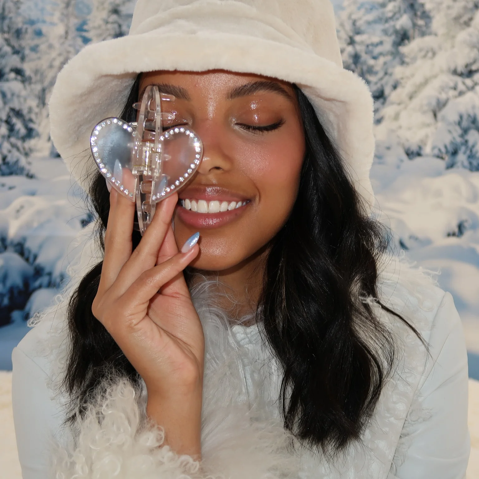 Cozy Clip In Snowed In - Image 5