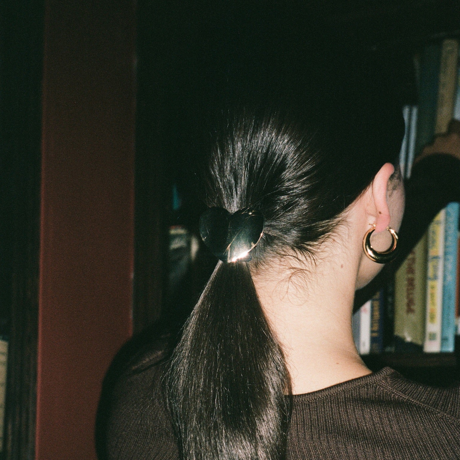Heart Hair Tie in Gold Tiara - Image 4