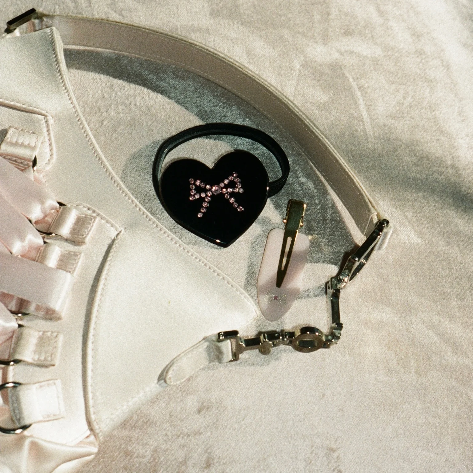 Heart Hair Tie in Night Angel - Image 2