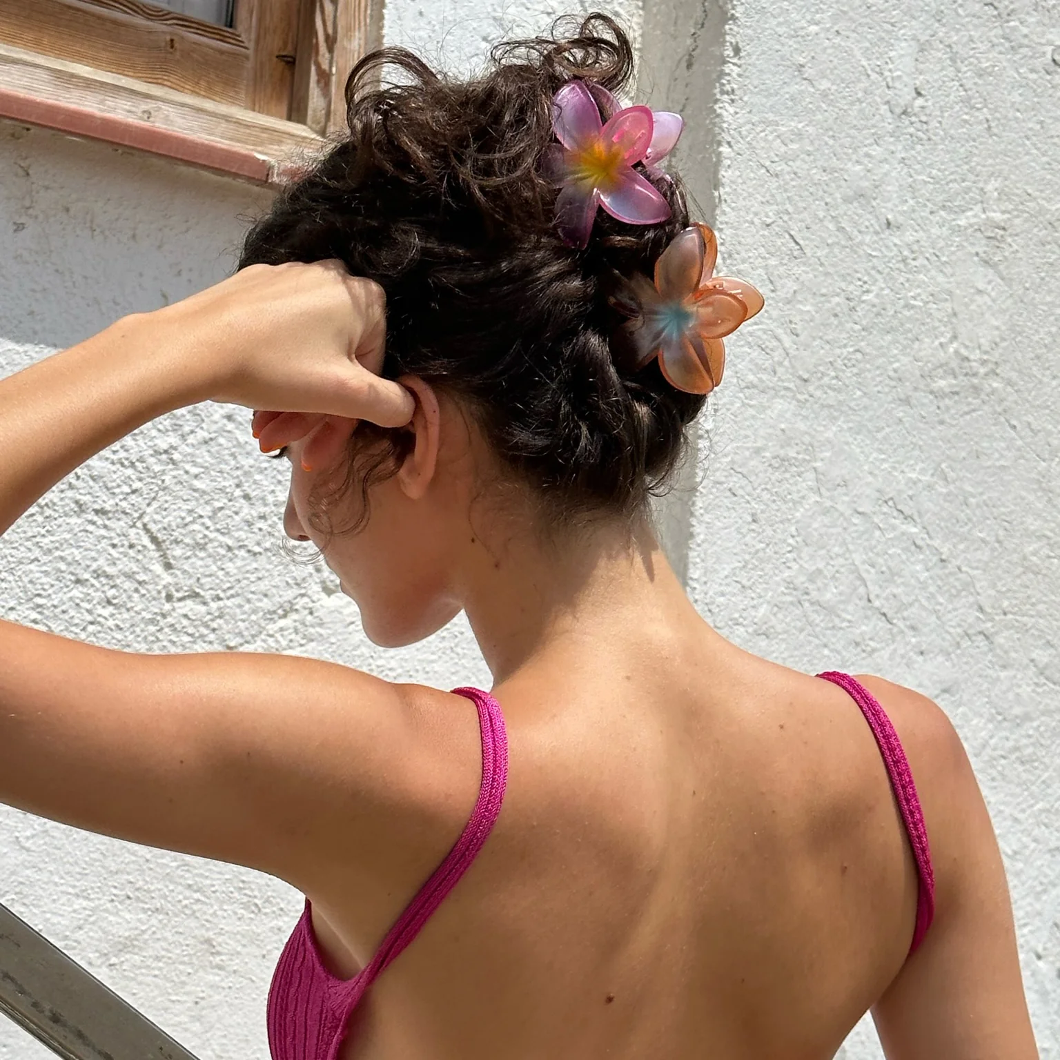 Super Bloom Clip in Peony Pearl - Image 4