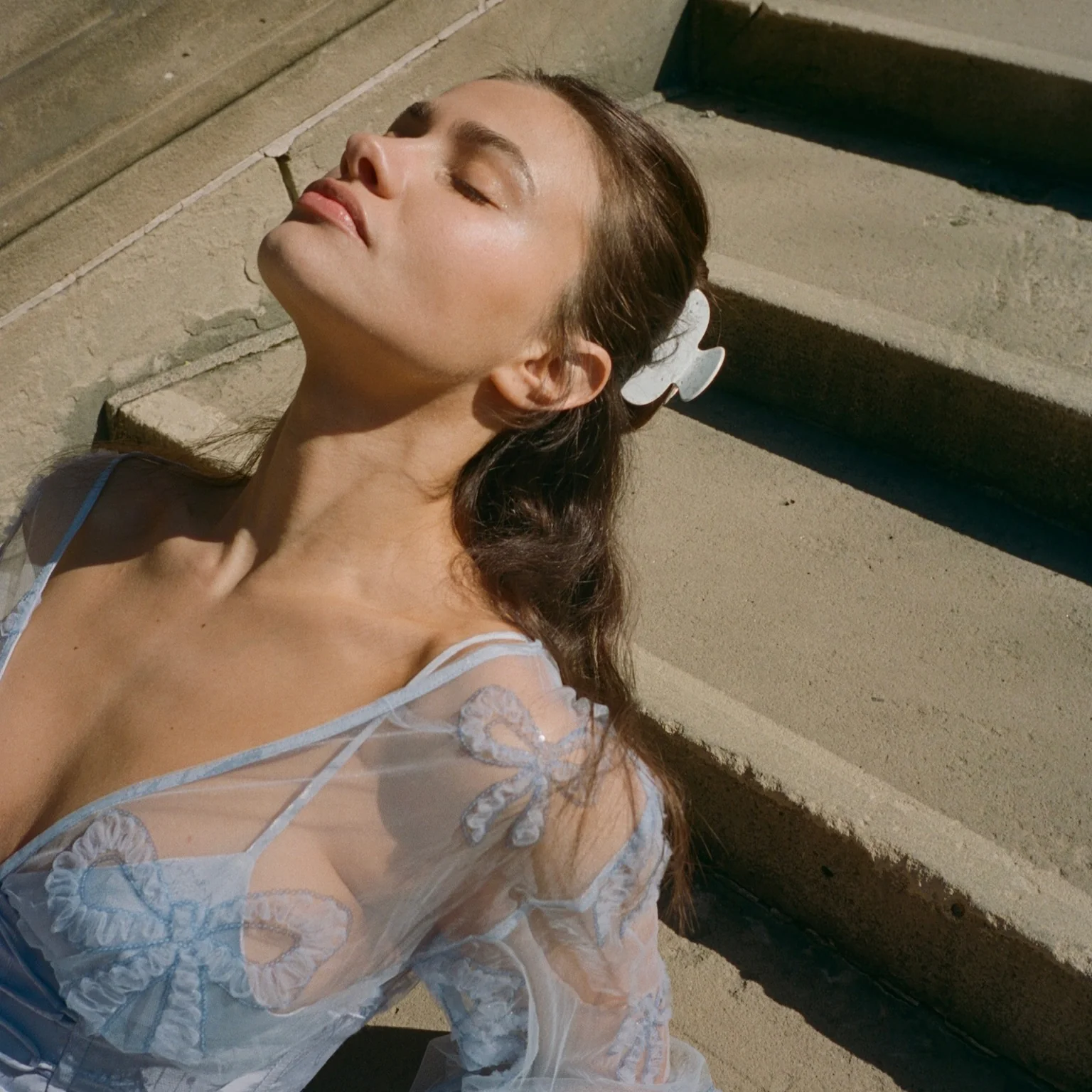 Sweetheart Clip in Something Blue - Image 2