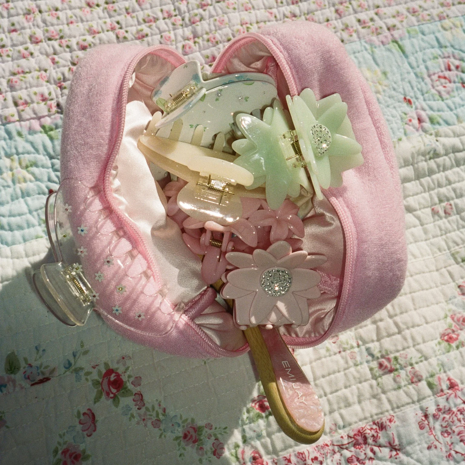 Terry Pouch in Sweet Pea - Image 3